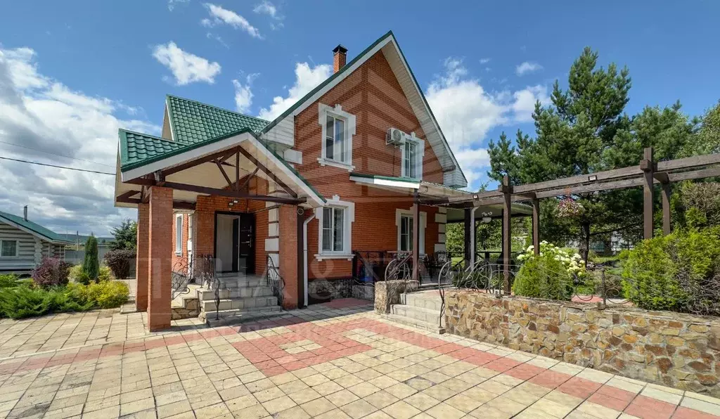 Дом в Кемеровская область, Новокузнецкий муниципальный округ, с. ... - Фото 1