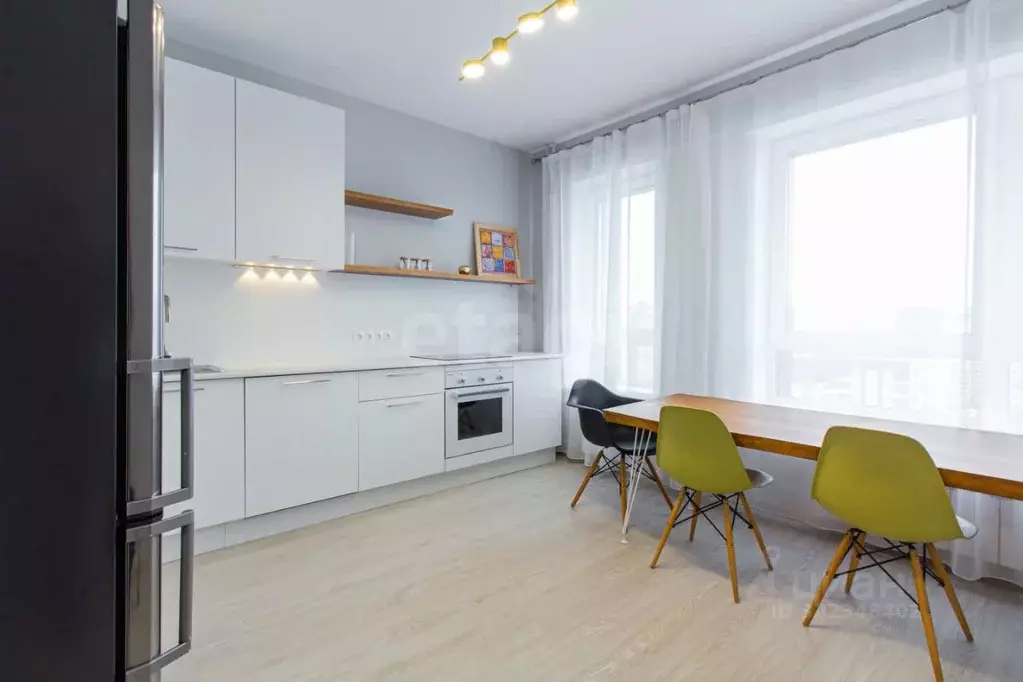 2-к кв. Красноярский край, Красноярск ул. Ладо Кецховели, 37 (65.8 м) - Фото 2