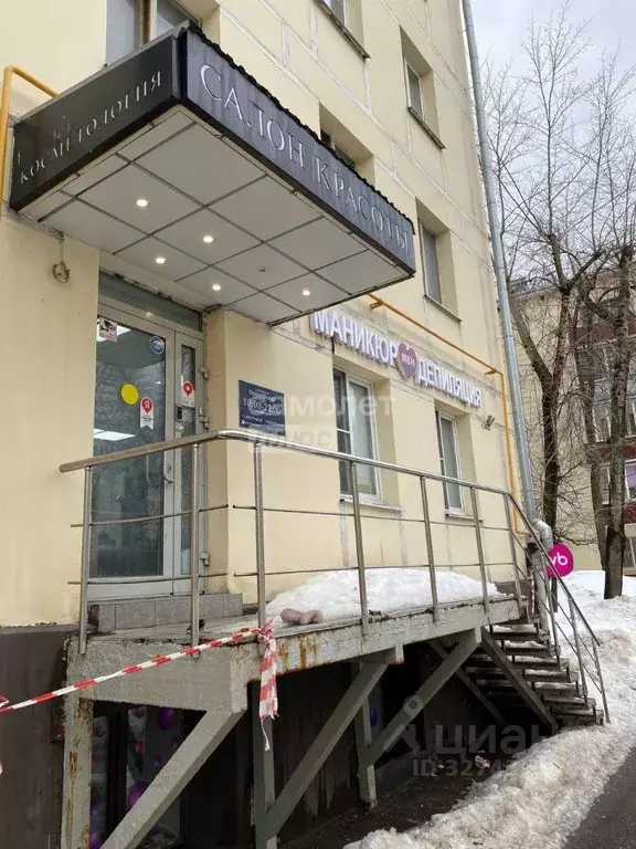 Помещение свободного назначения в Москва ул. Дмитрия Ульянова, 8К1 (42 ... - Фото 1