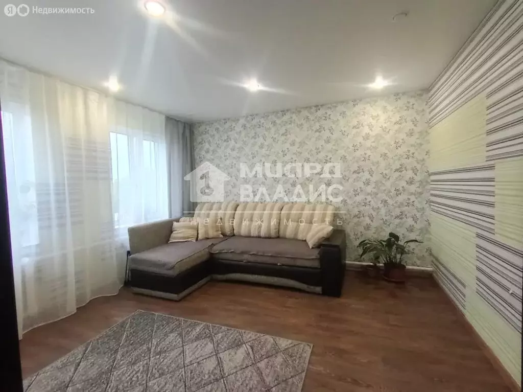 3-комнатная квартира: Цветнополье, Рабочая улица, 2 (59.4 м) - Фото 0