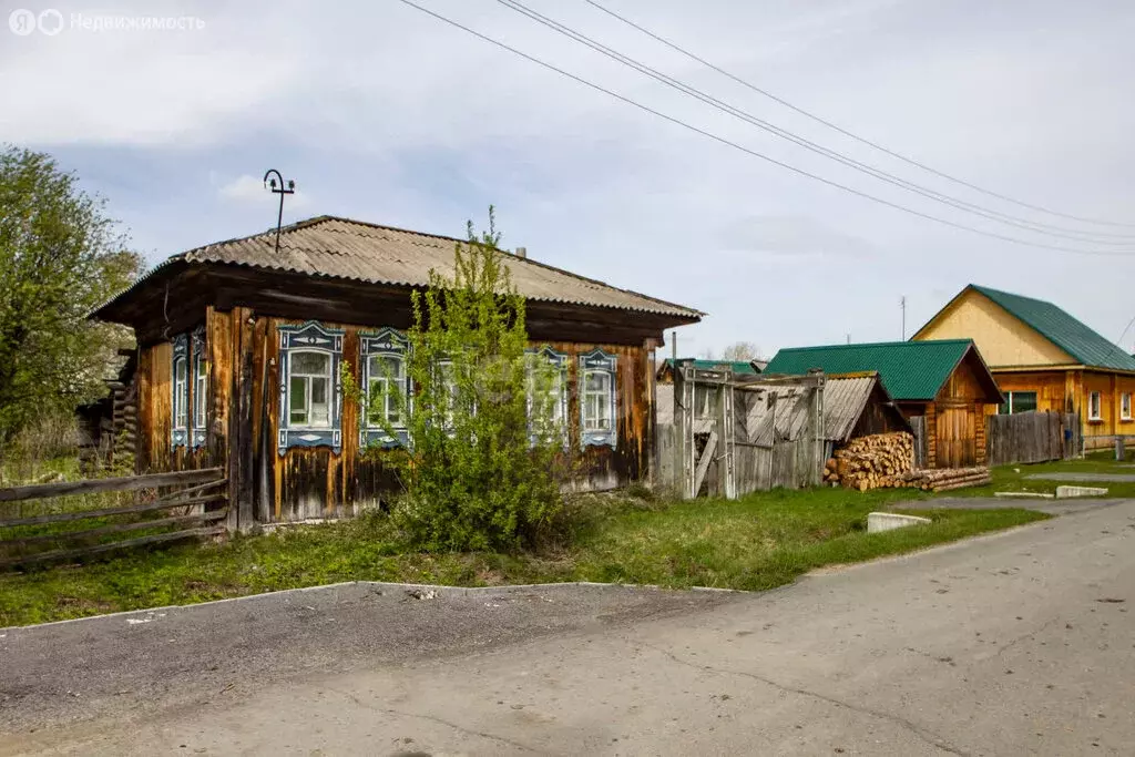 Дом в село Ивановка, Большая улица (30 м) - Фото 0
