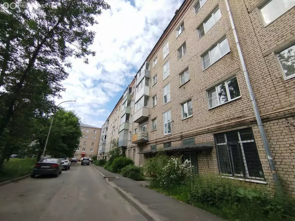 1-комнатная квартира: Рыбинск, проспект Серова, 17 (29 м) - Фото 0