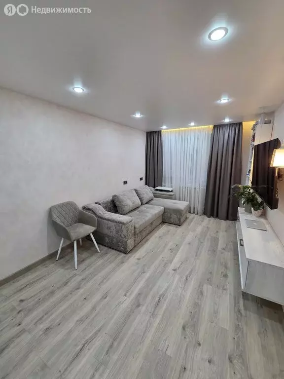 2-комнатная квартира: Киров, улица Красина, 5к1 (43.9 м) - Фото 1