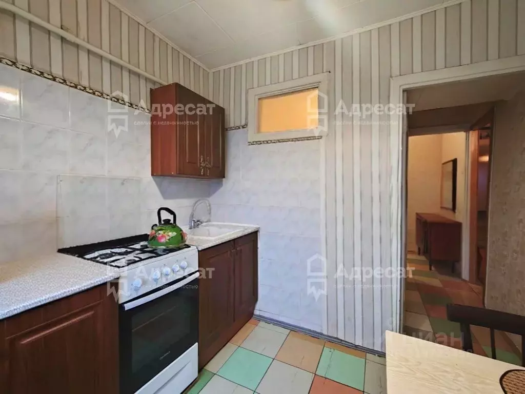 2-к кв. Волгоградская область, Волжский Коммунистическая ул., 1 (42.3 ... - Фото 1