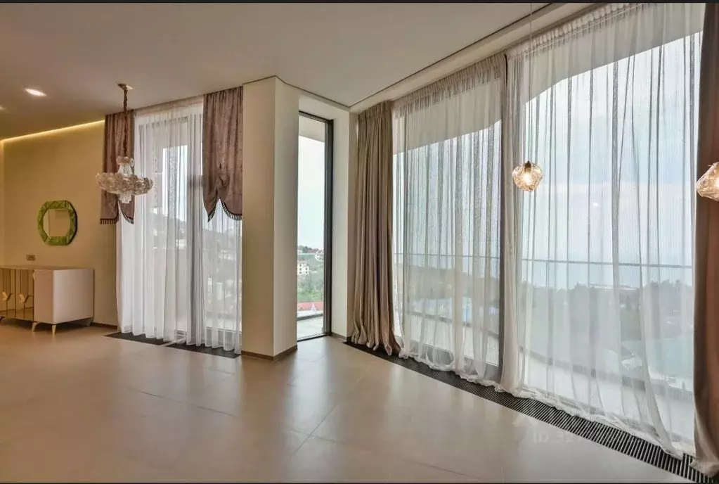 2-к кв. Крым, Ялта муниципальный округ, Массандра пгт ул. Туристская, ... - Фото 1