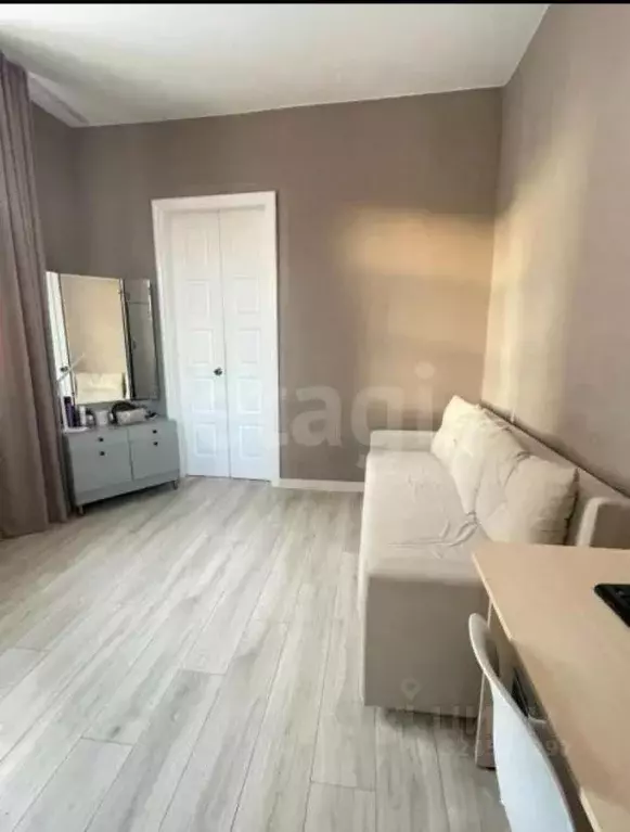 3-к кв. Саха (Якутия), Якутск Октябрьская ул., 5 (70.1 м) - Фото 1