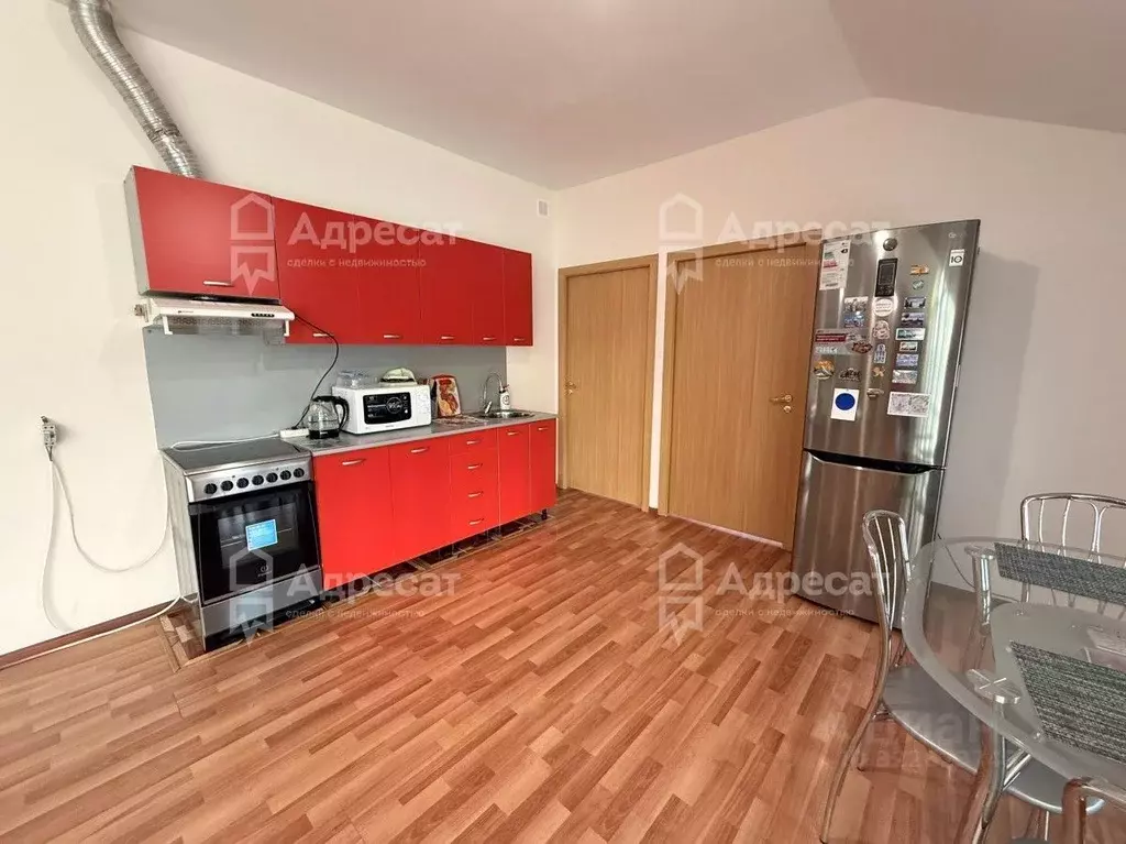 Дом в Волгоградская область, Волгоград ул. Семенова-Тян-Шанского (130 ... - Фото 1