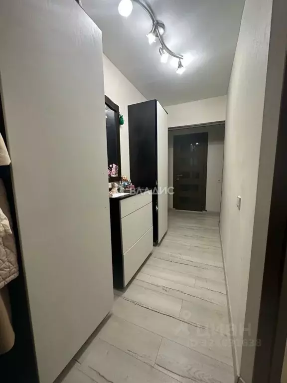 3-к кв. Волгоградская область, Волгоград ул. 51-й Гвардейской Дивизии, ... - Фото 2