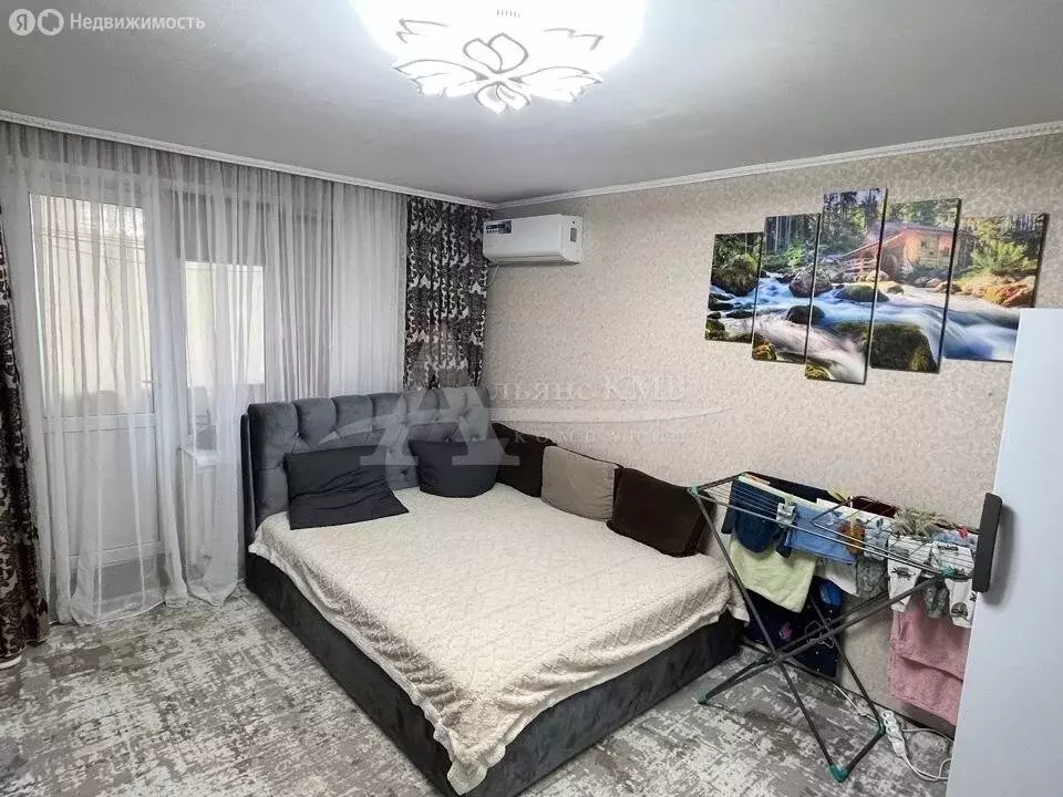 2-комнатная квартира: Зеленокумск, улица 50 лет Октября, 93 (45 м) - Фото 2