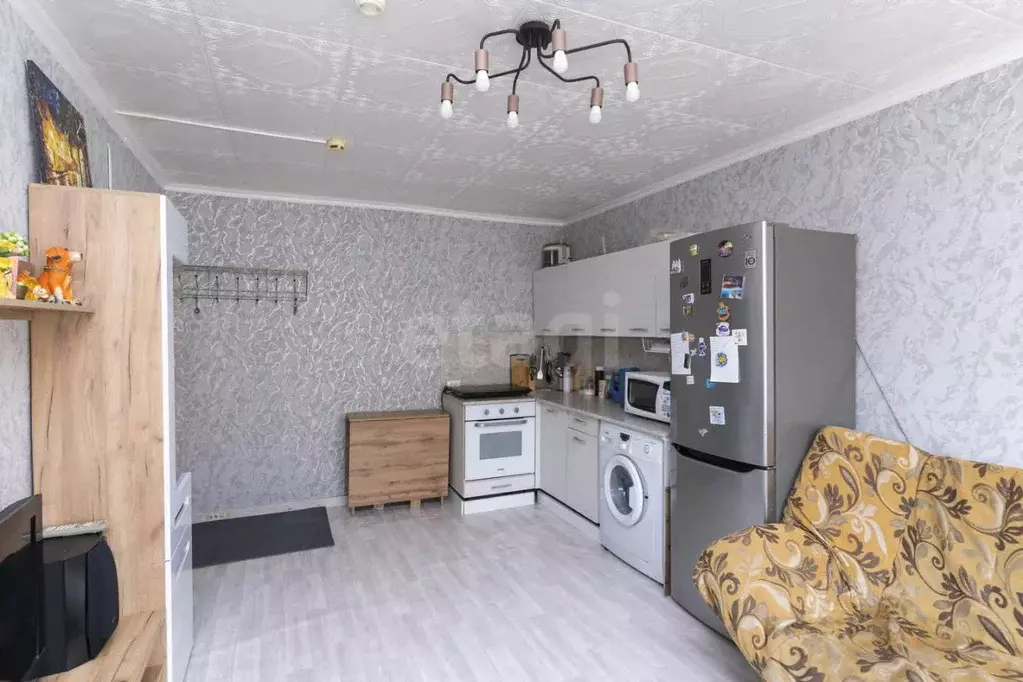 Комната Тюменская область, Тюмень ул. Станционная, 18 (30.1 м) - Фото 1