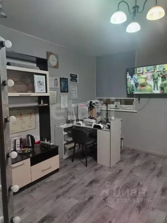 Студия Ямало-Ненецкий АО, Муравленко ул. 70 лет Октября, 43 (25.6 м) - Фото 1