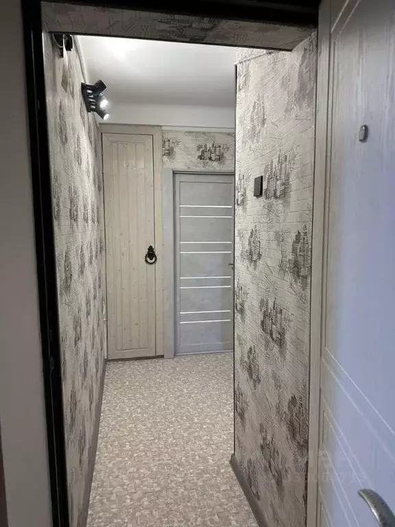 1-к кв. Крым, Симферополь ул. 60 лет Октября, 8 (30.0 м) - Фото 2