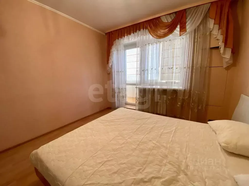 3-к кв. Тюменская область, Тюмень ул. Мельникайте, 71 (80.0 м) - Фото 2