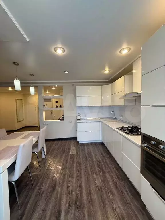 2-к. квартира, 67 м, 7/9 эт. - Фото 1