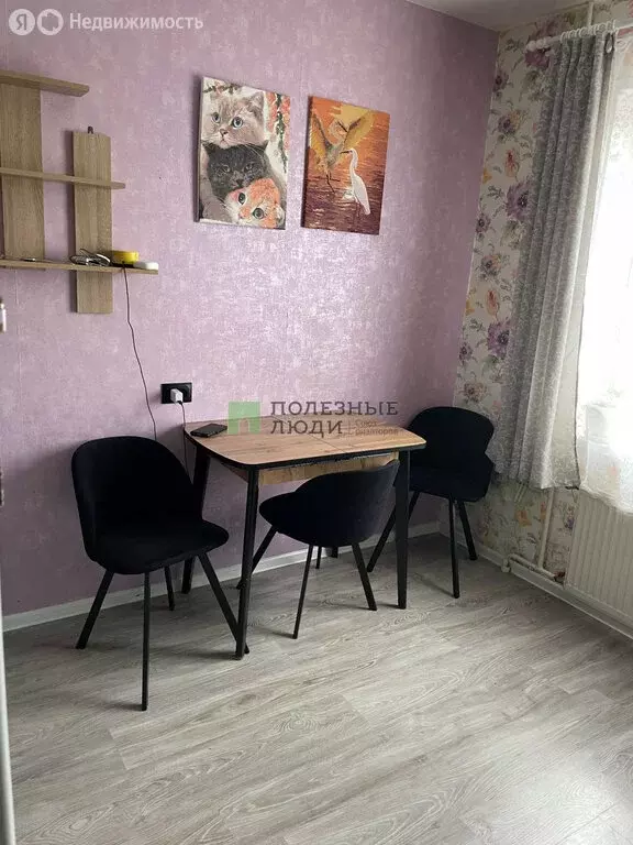 2-комнатная квартира: Ижевск, улица Е.М. Кунгурцева, 23 (56 м) - Фото 1