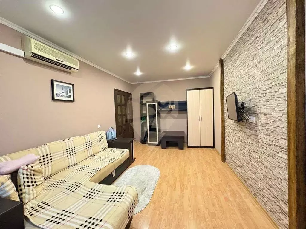 2-к кв. Белгородская область, Старый Оскол Парковый мкр, 23 (45.2 м) - Фото 2