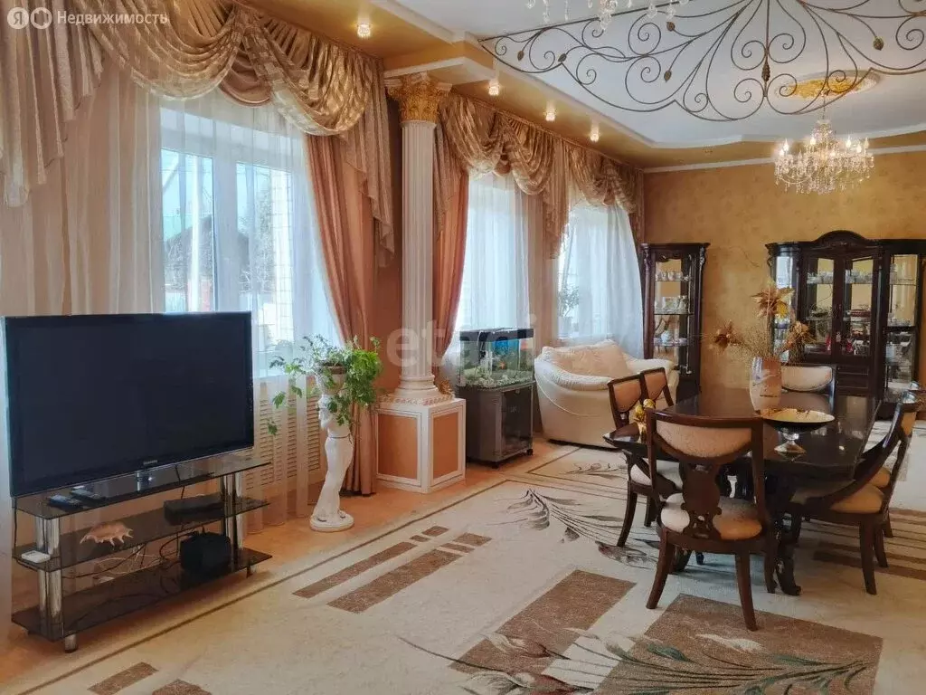Дом в Астрахань, село Новолесное, 2-я Новолесная улица (356.4 м) - Фото 0