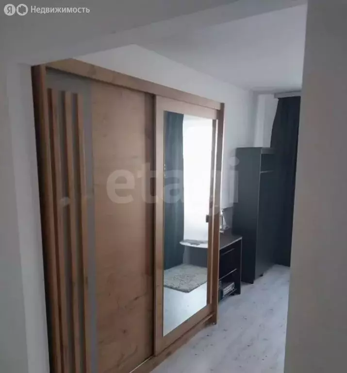 3-комнатная квартира: Калининград, Зелёная улица, 70 (65 м) - Фото 0