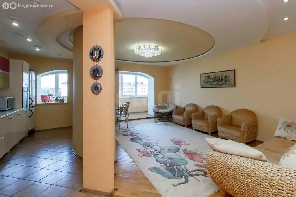 2-комнатная квартира: Тюмень, улица Николая Фёдорова, 6к1 (77.8 м) - Фото 2