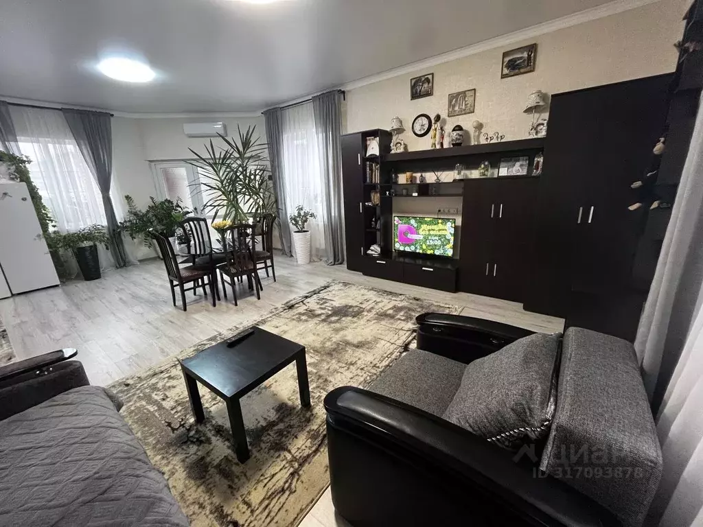 Дом в Адыгея, Тахтамукайский район, Яблоновский пгт Луговая ул. (109 ... - Фото 1