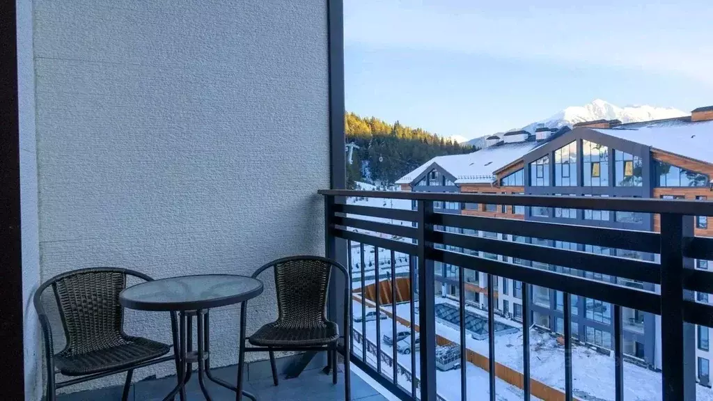 Студия Карачаево-Черкесия, Зеленчукский район, с. Архыз, пос. Романтик ... - Фото 1