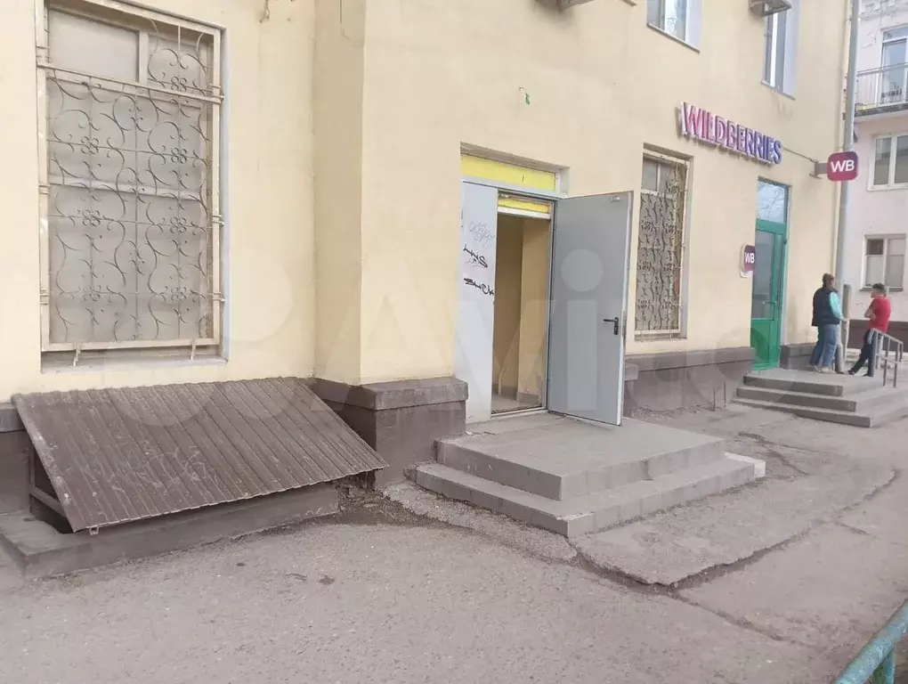 Помещение на первой линии, высокий трафик, 160 м - Фото 1