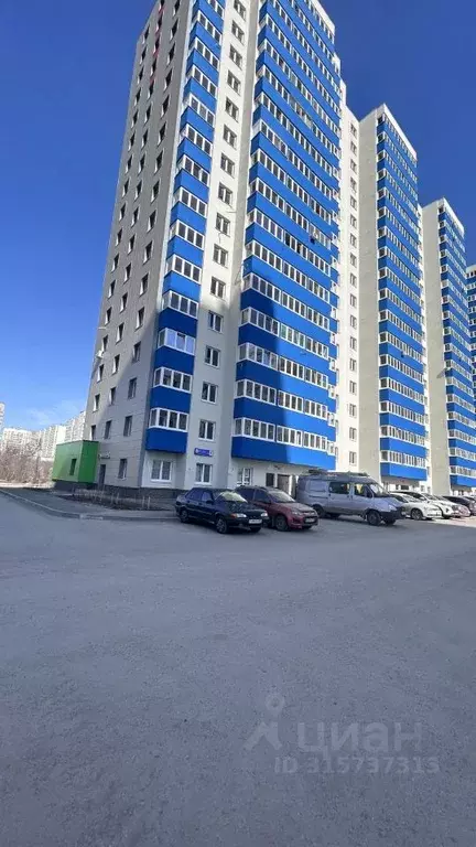 2-к кв. Башкортостан, Уфа ул. Летчика Кобелева, 1 (49.1 м) - Фото 0