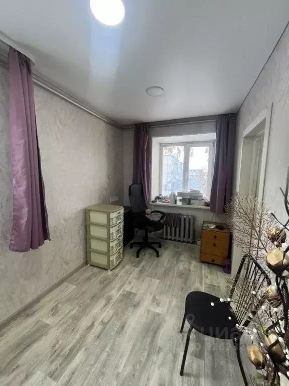 2-к кв. Омская область, Большеречье рп ул. Рабочая, 47 (41.4 м) - Фото 2