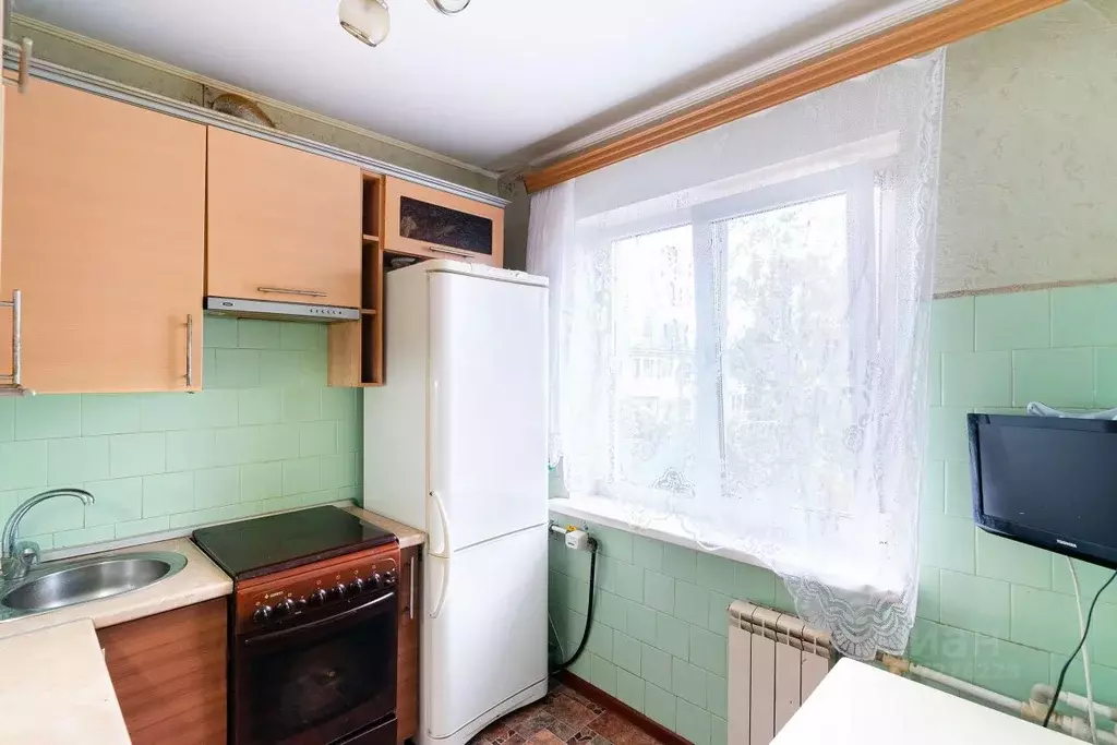 3-к кв. Омская область, Омск 3-й мкр, ул. Путилова, 7Б (58.7 м) - Фото 0