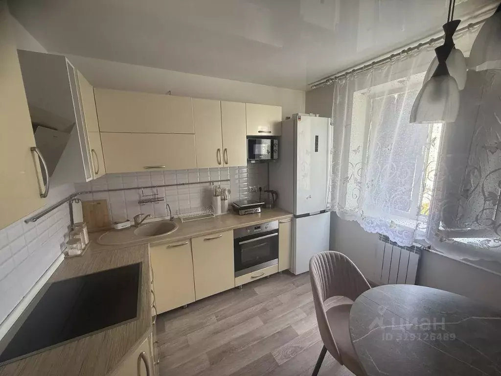 3-к кв. Алтайский край, Барнаул ул. Энтузиастов, 42/55 (65.8 м) - Фото 0