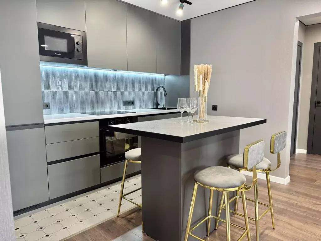 2-к кв. Кировская область, Киров Московская ул., 213 (61.8 м) - Фото 2