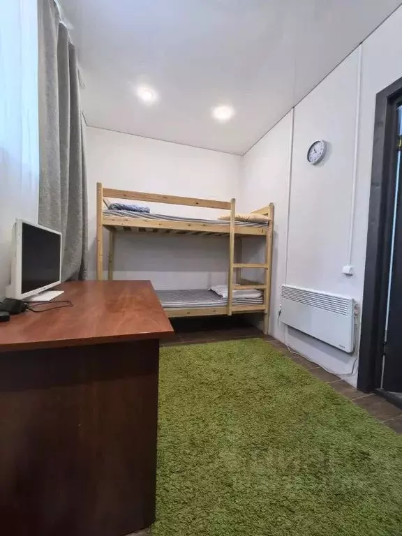 Комната Нижегородская область, Нижний Новгород ул. Луначарского, 25/4 - Фото 2