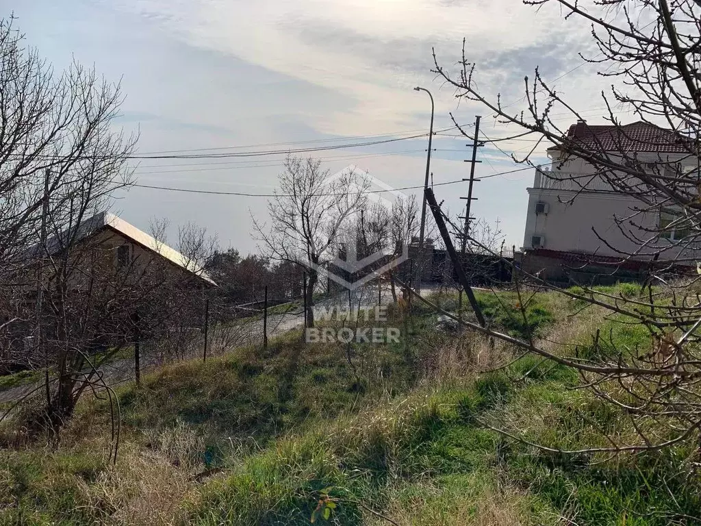 Участок в Крым, Ялта муниципальный округ, Парковое пгт ул. ... - Фото 2