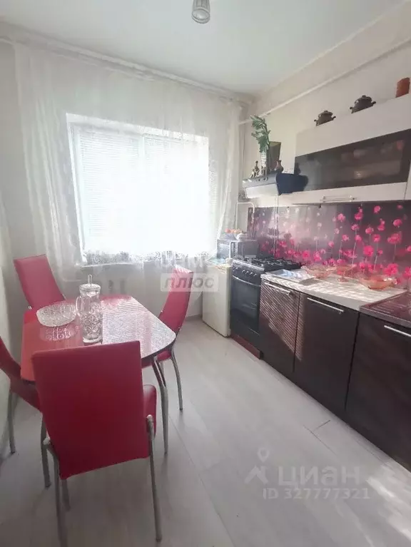 2-к кв. Архангельская область, Коряжма ул. Кирова, 27 (60.0 м) - Фото 1