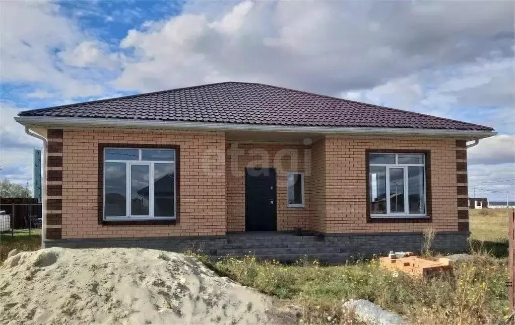 Дом в Белгородская область, Губкин ул. Вислодубравская, 21 (110 м) - Фото 1