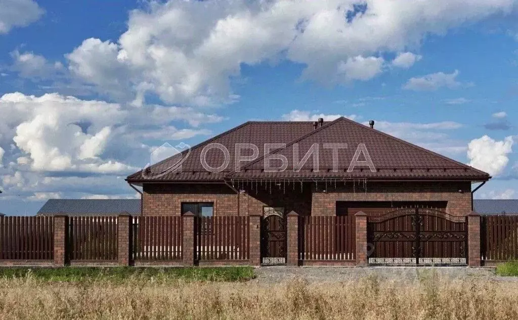 Дом в Тюменская область, Тюменский район, с. Кулаково, Зеленые Холмы ... - Фото 0