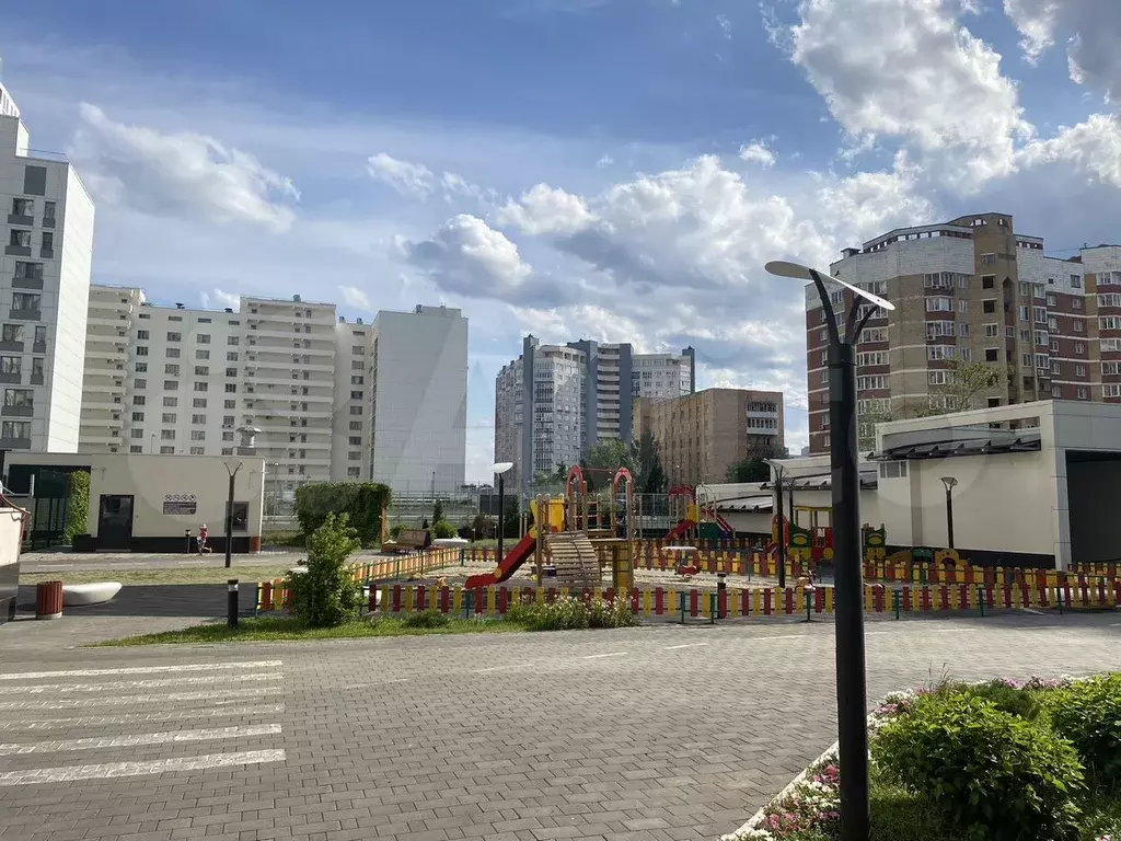 2-к. квартира, 70 м, 10/25 эт. - Фото 1