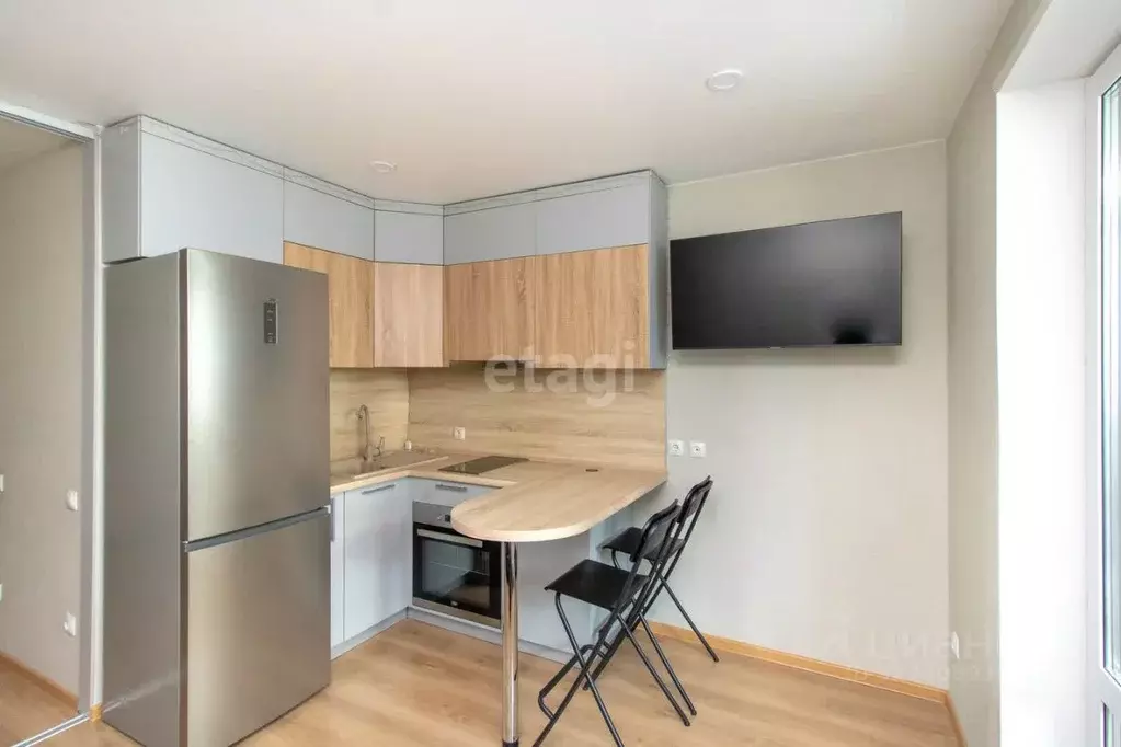 Студия Тюменская область, Тюмень Велижанская ул., 66к1 (21.2 м) - Фото 1