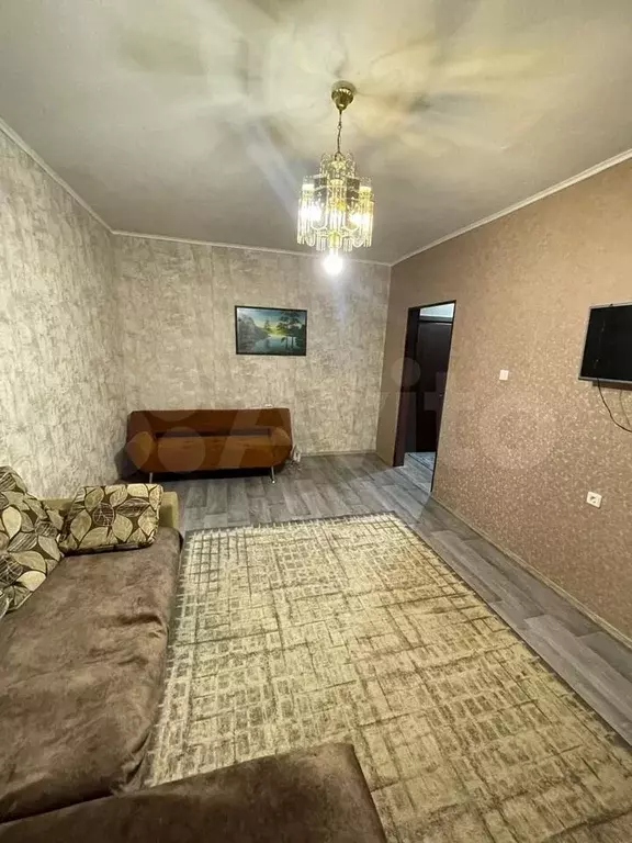 1-к. квартира, 38 м, 1/1 эт. - Фото 1