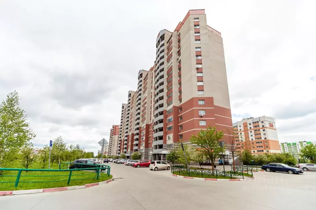 2-к кв. Алтайский край, Барнаул Власихинская ул., 103 (62.5 м) - Фото 1