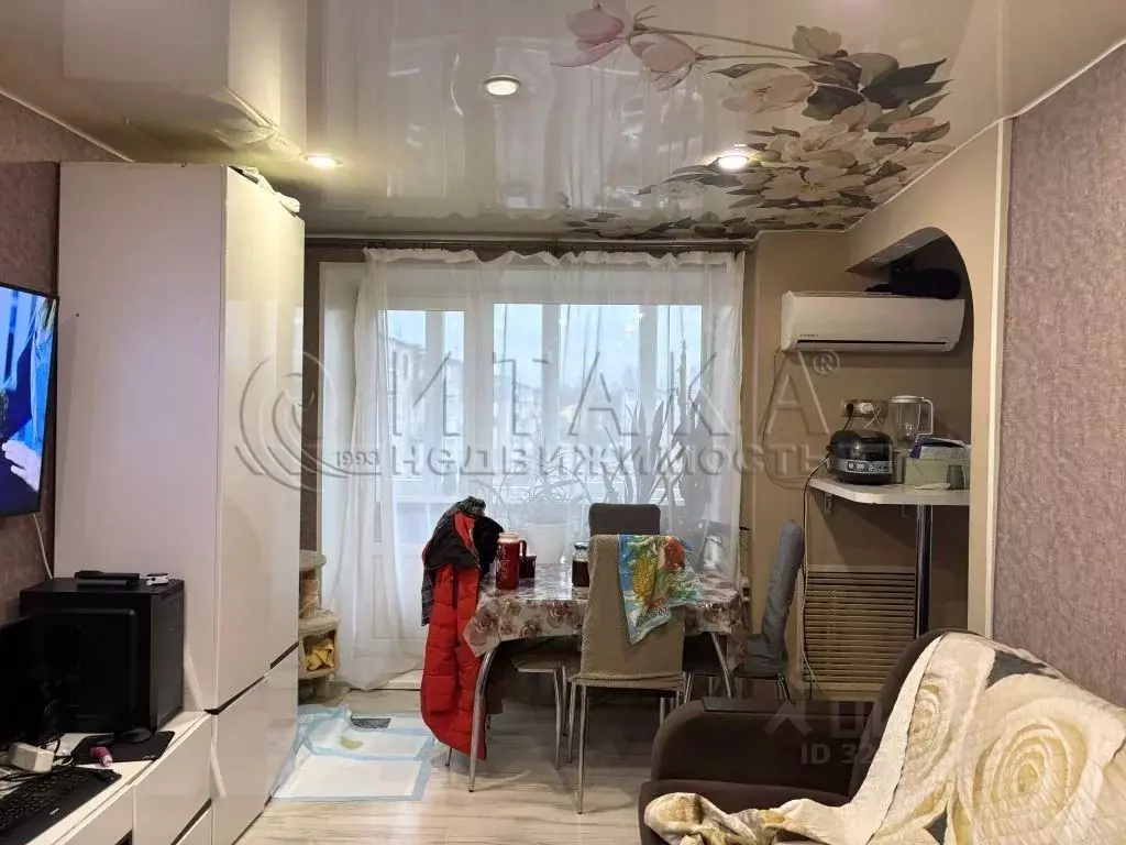 3-к кв. Ленинградская область, Лодейное поле ул. Гагарина, 13 (54.9 м) - Фото 2