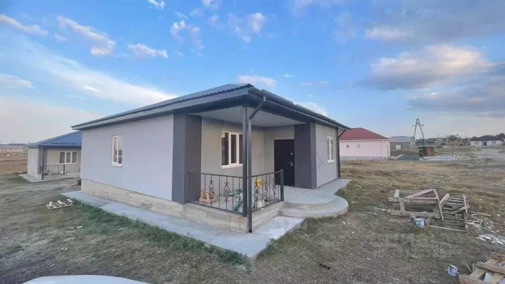 Дом в Крым, Симферопольский район, с. Трудовое ул. Крымская, 27 (120 ... - Фото 1