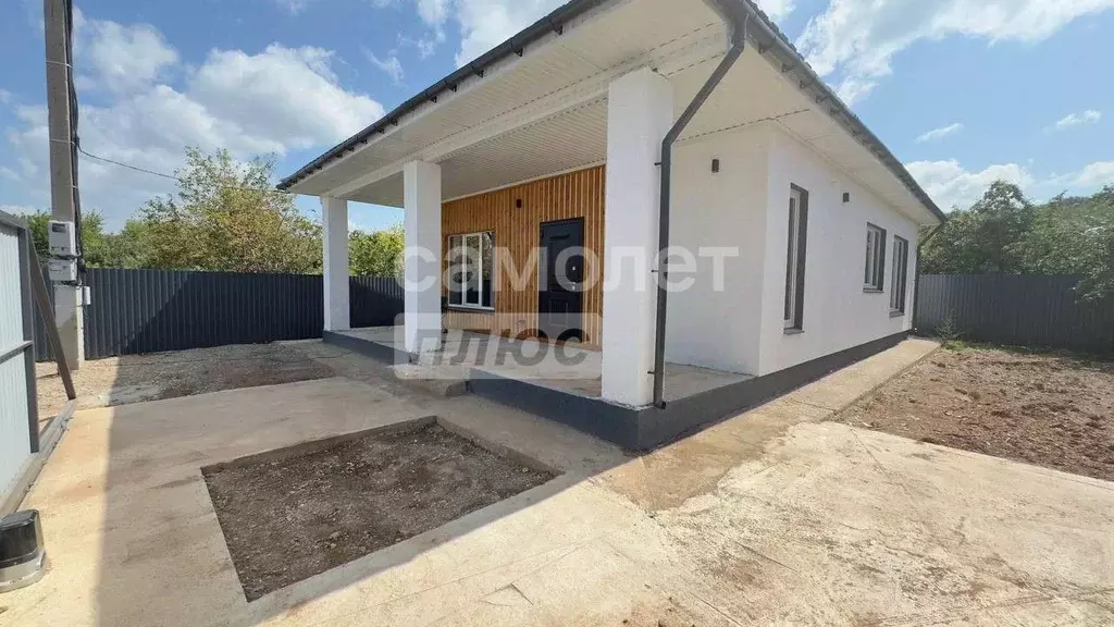 Дом в Башкортостан, Октябрьский ул. Суворова (100 м) - Фото 1