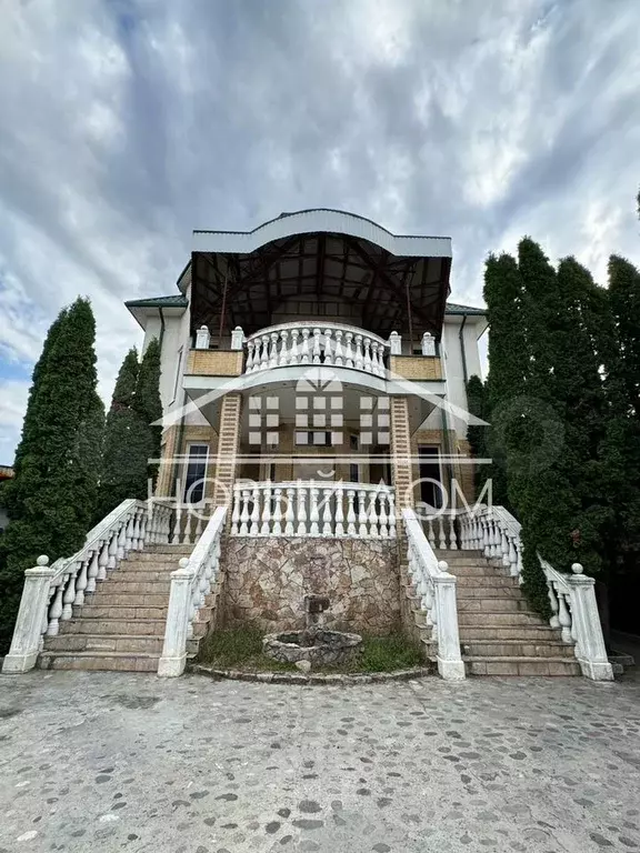 Дом 700 м на участке 5 сот. - Фото 0