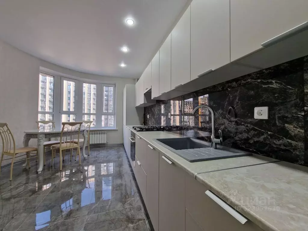 3-к кв. Ростовская область, Ростов-на-Дону ул. Бориса Слюсаря, 15с1 ... - Фото 1