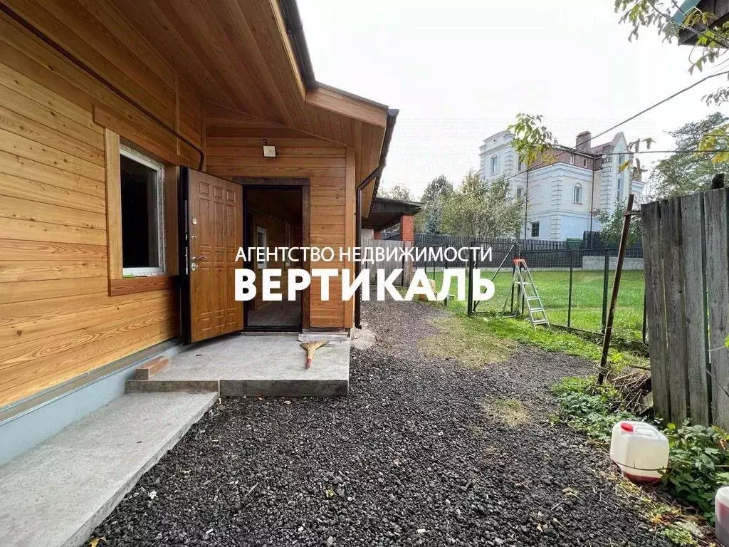 Дом в Московская область, Одинцовский городской округ, с. Немчиновка ... - Фото 1