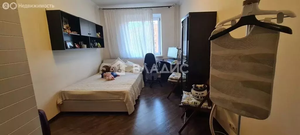 3-комнатная квартира: Лобня, проезд Шадунца, 7 (90.6 м) - Фото 1