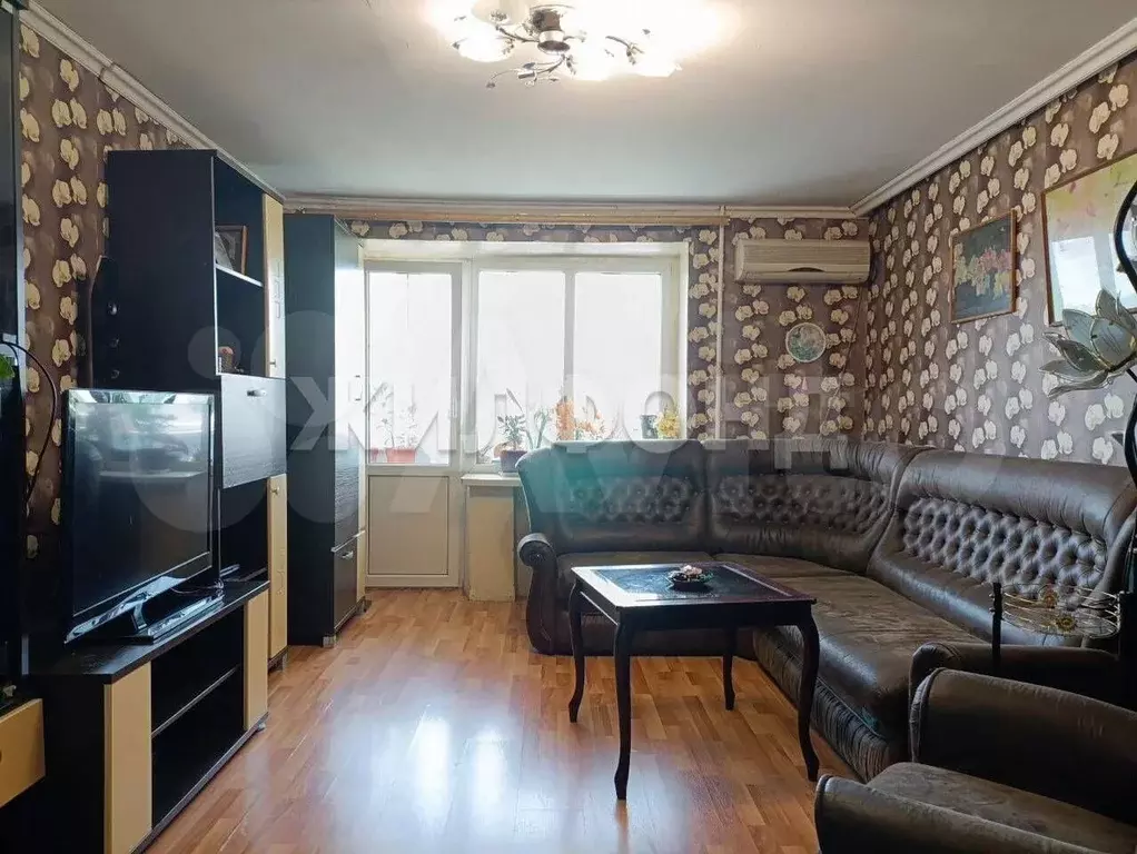 3-к. квартира, 58,1 м, 4/5 эт. - Фото 0