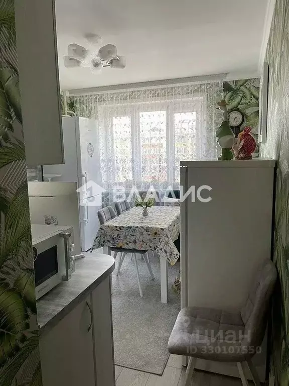 2-к кв. Белгородская область, Белгород пер. Макаренко, 2 (58.8 м) - Фото 2