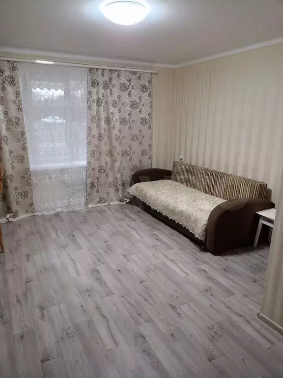 1-к. квартира, 32 м, 1/5 эт. - Фото 0